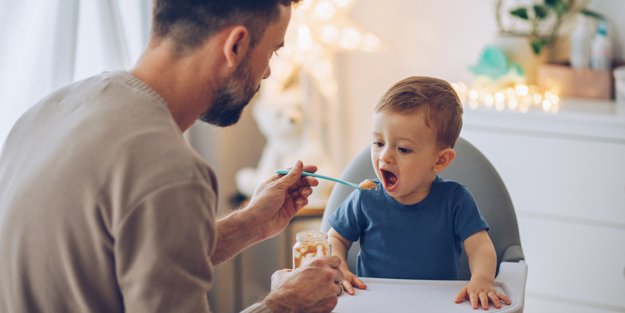 Achtung: In diesem Bio-Babybrei wurden Glassplitter entdeckt