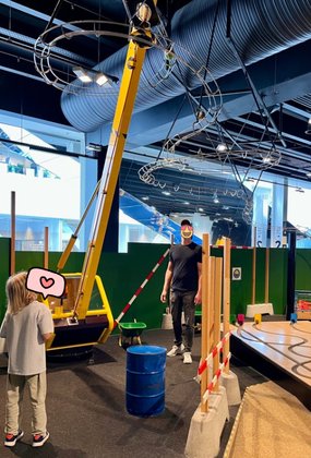 Eure Kids lieben Baustellen: Auch da gibt es eine im Experimentarium mit viel Raum zum Ausprobieren.
