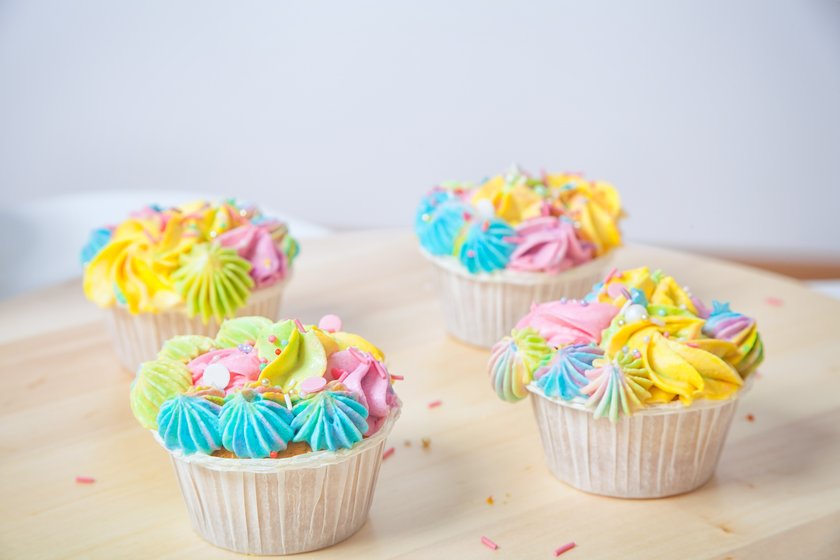 Regenbogen Einhorn Cupcakes