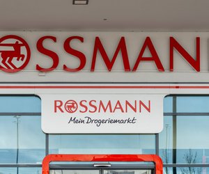 Schlicht, aber schick: Der anthrazitfarbene Badeimer von Rossmann zum echten Schnäppchenpreis