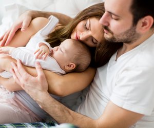 Wochenbett-Besuch: 15 Tipps für den ersten Besuch nach einer Geburt