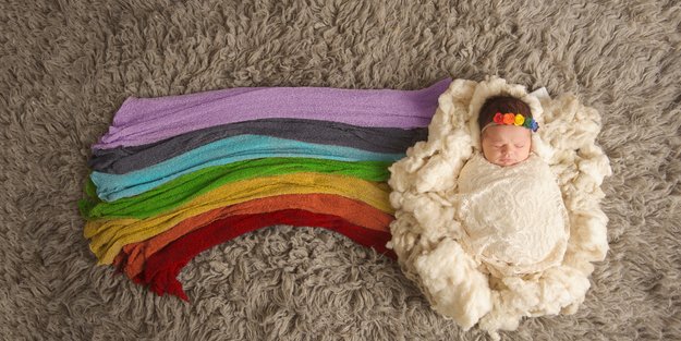 Regenbogenbaby: Wenn nach dem Sternenkind neue Hoffnung auf die Welt kommt