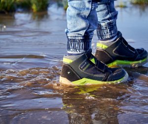 Klettverschluss reinigen: Mit diesen Methoden hält er wieder