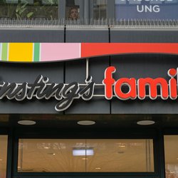 Perfekt für die nächste Party: Diesen festlichen Rock von Ernsting's family würde Hermine Granger tragen