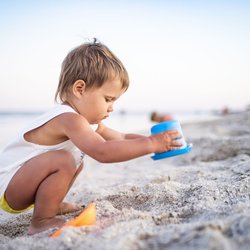 Bio-Sandspielzeug: Die 6 schönsten nachhaltigen Sets für die Buddelkiste