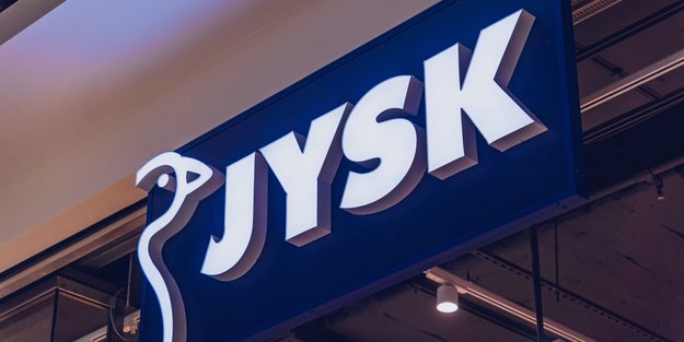 JYSK verkauft stilvolle Gartenlaterne, die eurem Balkon ein orientalisches Flair verleiht