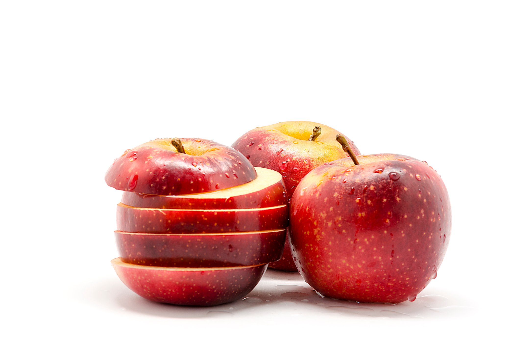 Äpfel sind gesund und enthalten viele wichtige Vitamine und Mineralstoffe.