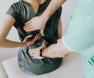 Voltaren und Stillen: Ist der Schmerzbalsam erlaubt?