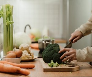 Wie lange ist Brokkoli haltbar? Darauf solltest du achten