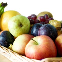 Niemals zusammen lagern: Warum du dieses Obst nie neben Äpfel legen solltest