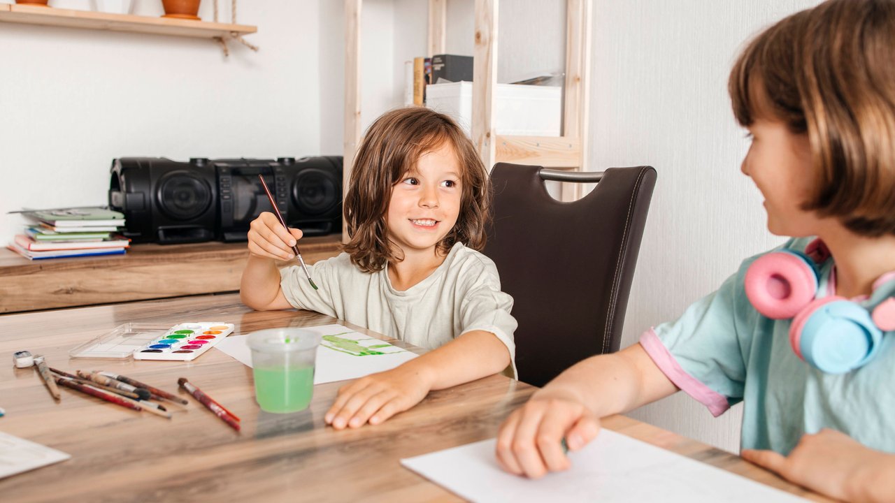 Mit diesen bunten Allround-Stiften wird's kreativ.