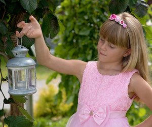 Stylisches Highlight: Die Solar-Laterne von Rossmann für den Balkon