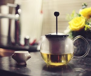 Grüner Tee und Stillen: So wirkt er auf deinen Körper