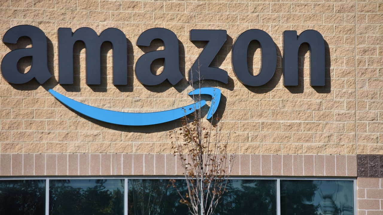 Bei Amazon gibt es viele Angebote.