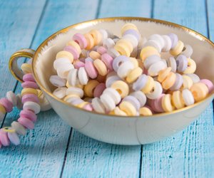 Quiz: Erkennst du die Kult-Süßigkeiten der 90er?